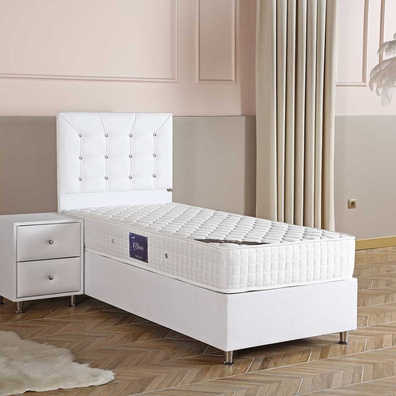 CARMEN ENKELSÄNG med Gavel+Madrass