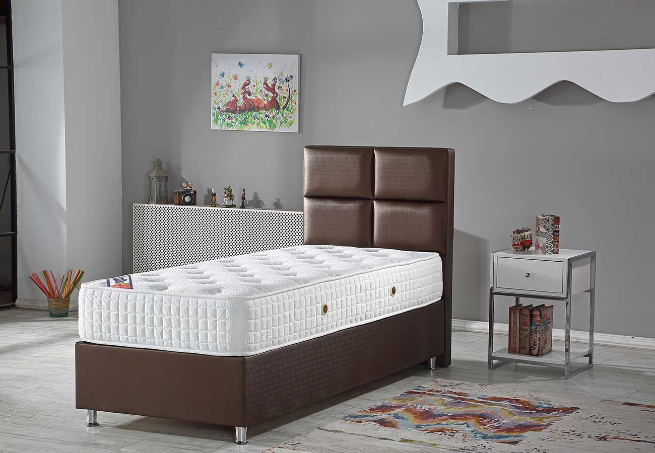 MAGNUM ENKELSÄNG med Gavel+Madrass