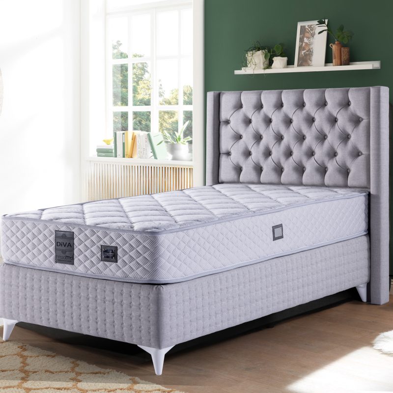 DIVA ENKELSÄNG+GAVEL+MADRASS(NYTT)